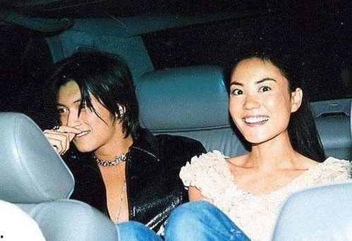 娱乐圈吃瓜twins